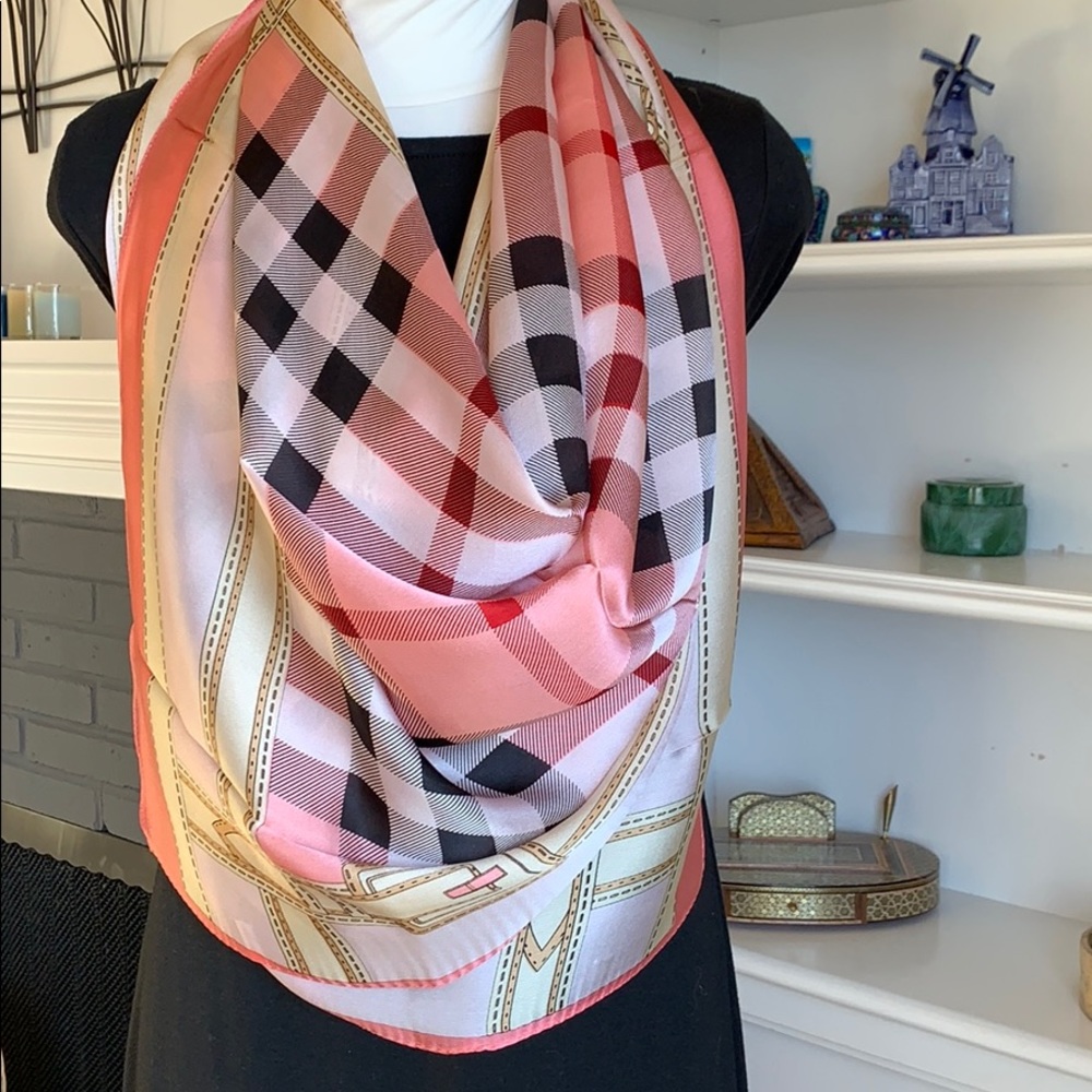 COPY - Checker design 💯 silk scarf
